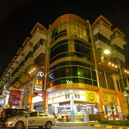Ak Hotel Nagoya Hill Batam Екстериор снимка