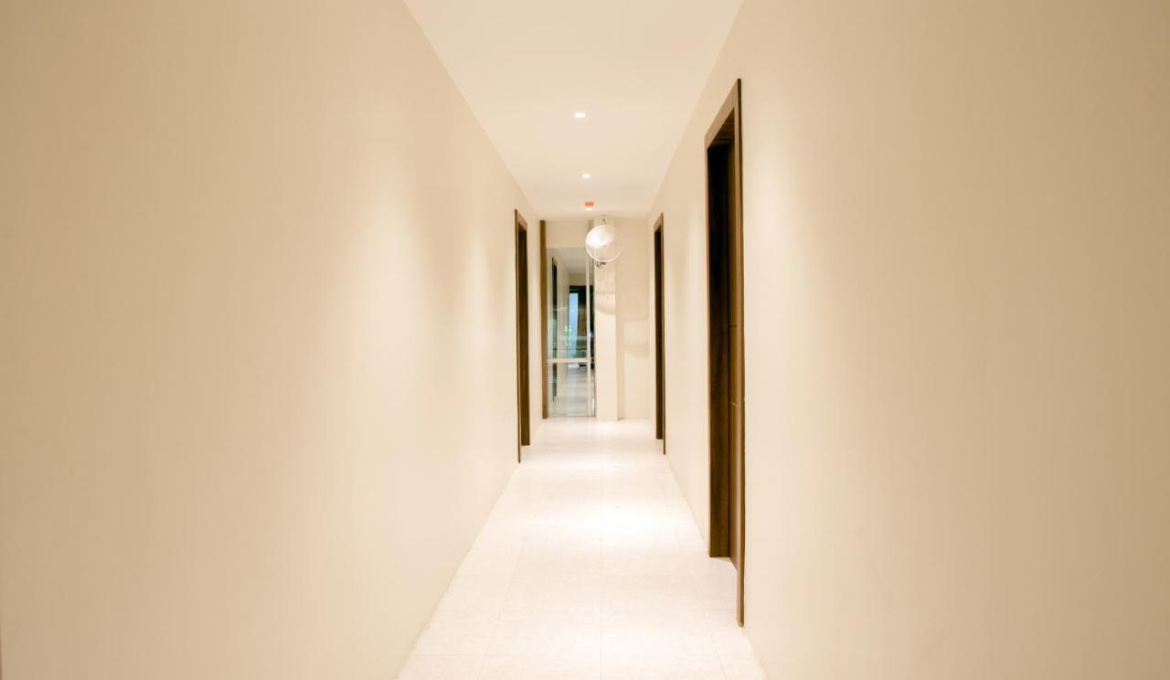 Ak Hotel Nagoya Hill Batam Екстериор снимка