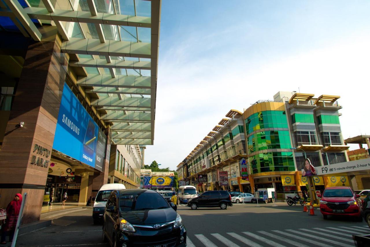 Ak Hotel Nagoya Hill Batam Екстериор снимка